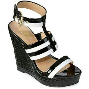 9&Co La Bonita Wedges